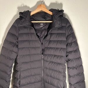 Uniqlo Ultra Light Down Black Puffer Jacket with Hood